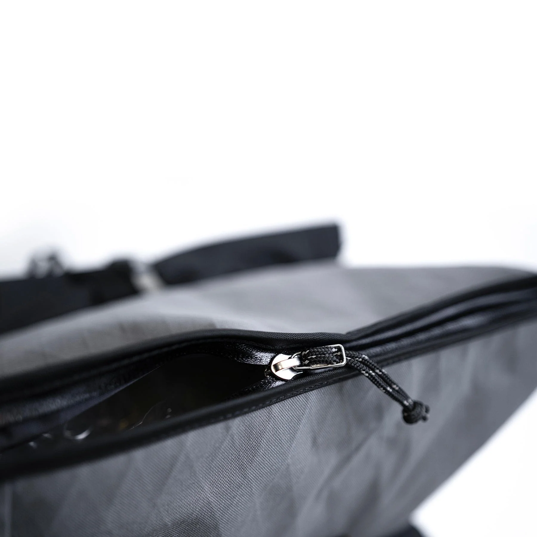 Metropolitan BP- Commuting Waterproof Rolltop Backpack - Image 13