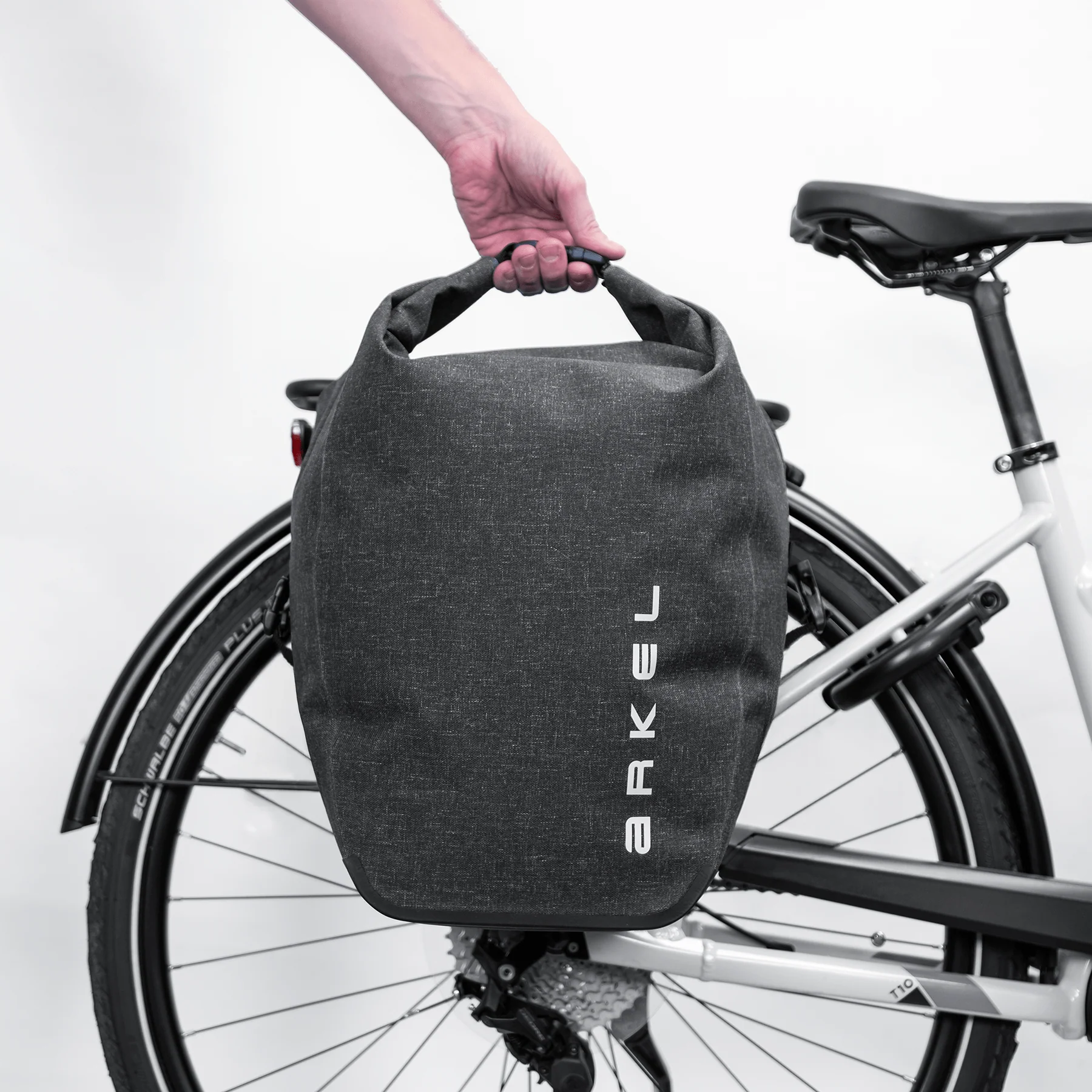 Orca 2 - Waterproof Pannier - Image 13
